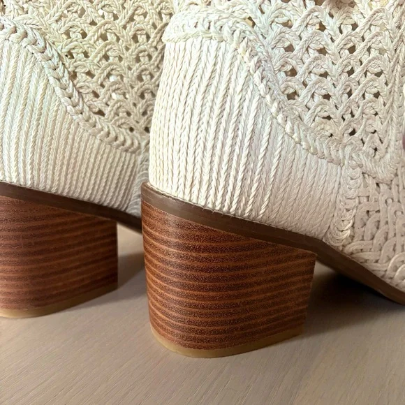 NEW Kelsi Dagger Brooklyn Emery woven boots - Picture 6 of 8